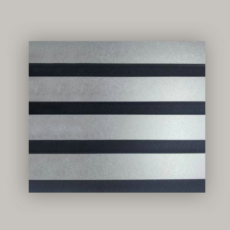 Säleikköseinä/akustinen seinäpaneeli (3-puolinen PVC-kääre) - metalliharjattu väri 2400/2700mm x 600mm