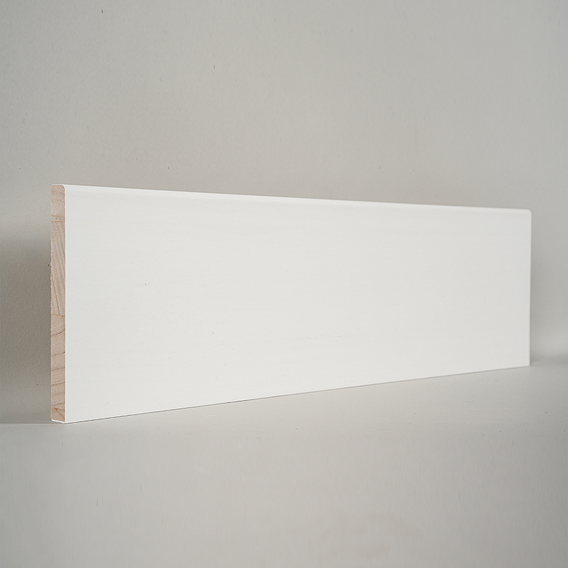 Mäntyjalkalista (Filler-Primed & Pearl White) 1/2' x 4 1/2'